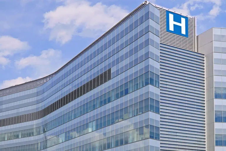 How Our Strong Hospital Partnerships Enhance Your Oral Surgery Care